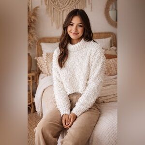 Urban Outfitters White cream Crop Mock Neck Shaggy Soft Sweater size small